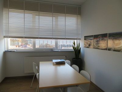 WYNAJEM na LOKAL w -